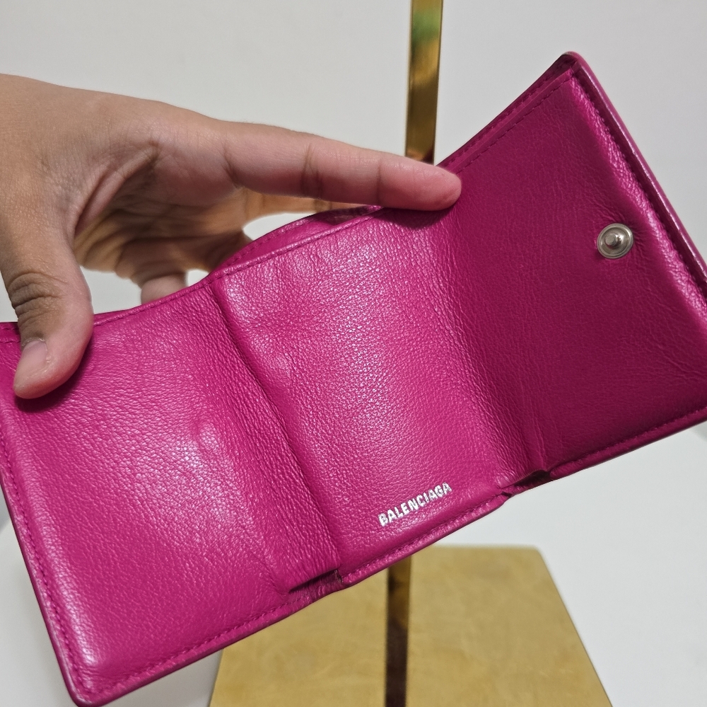 Balenciaga Pink Wallet - Picture 7 of 7